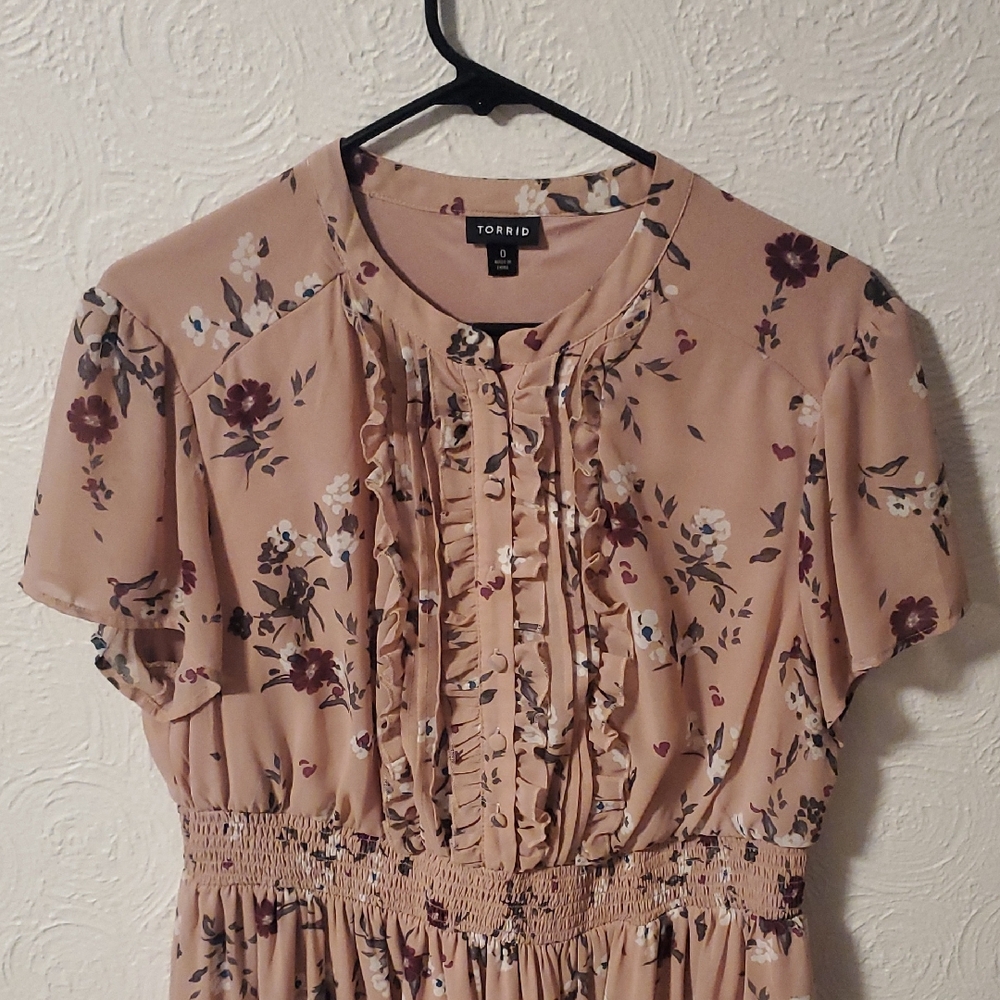 torrid blush pink floral ruffle midi dress